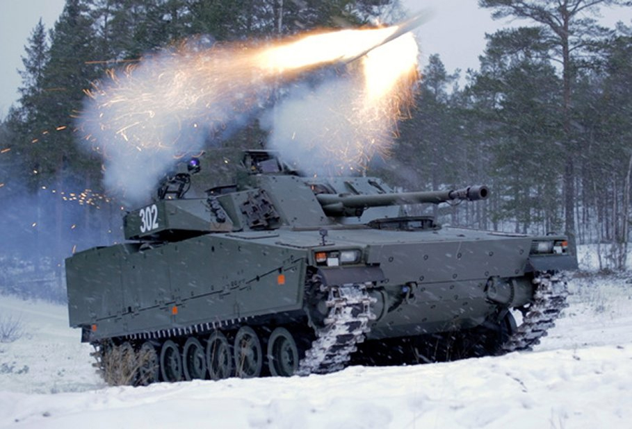 Tên lửa Spike lần đầu được thử nghiệm trên xe CV90